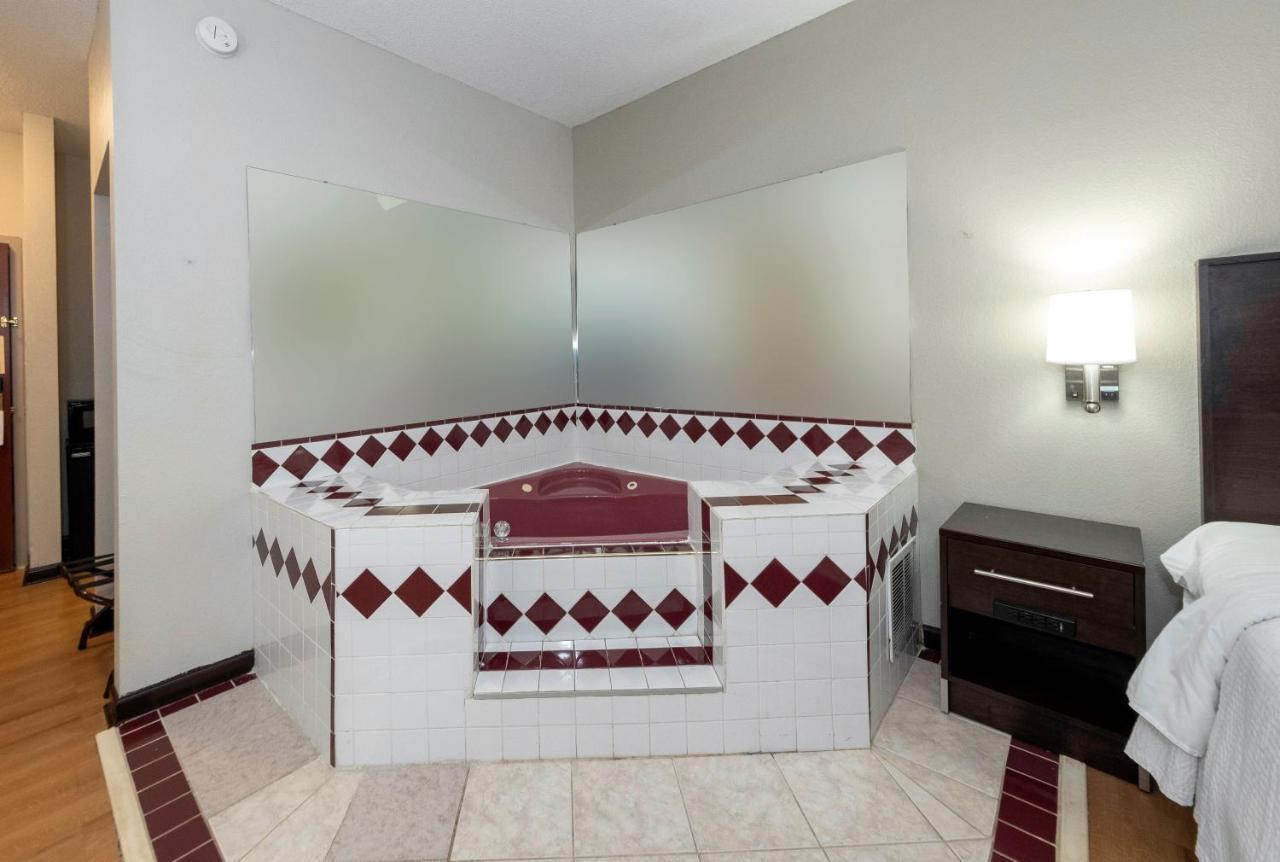 Red Roof Inn Atlanta Southeast Стокбридж Экстерьер фото