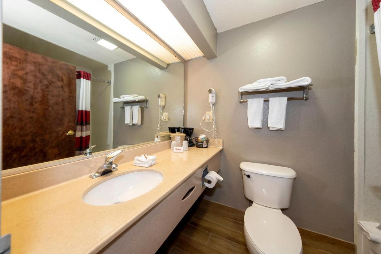 Red Roof Inn Atlanta Southeast Стокбридж Экстерьер фото